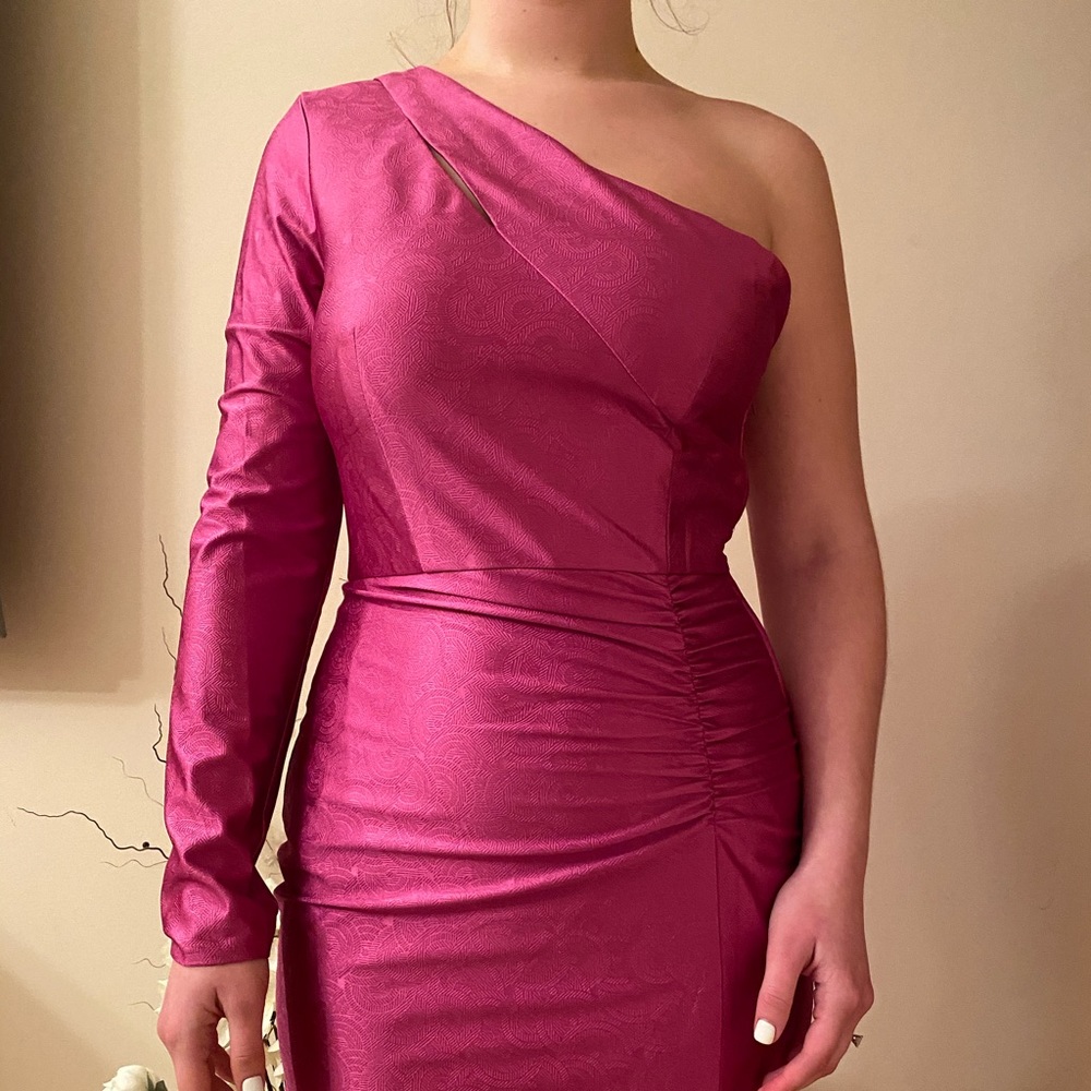 Pink one sleeve dress